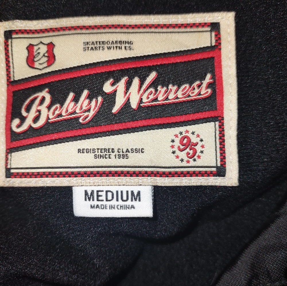 ES BOBBY WORREST